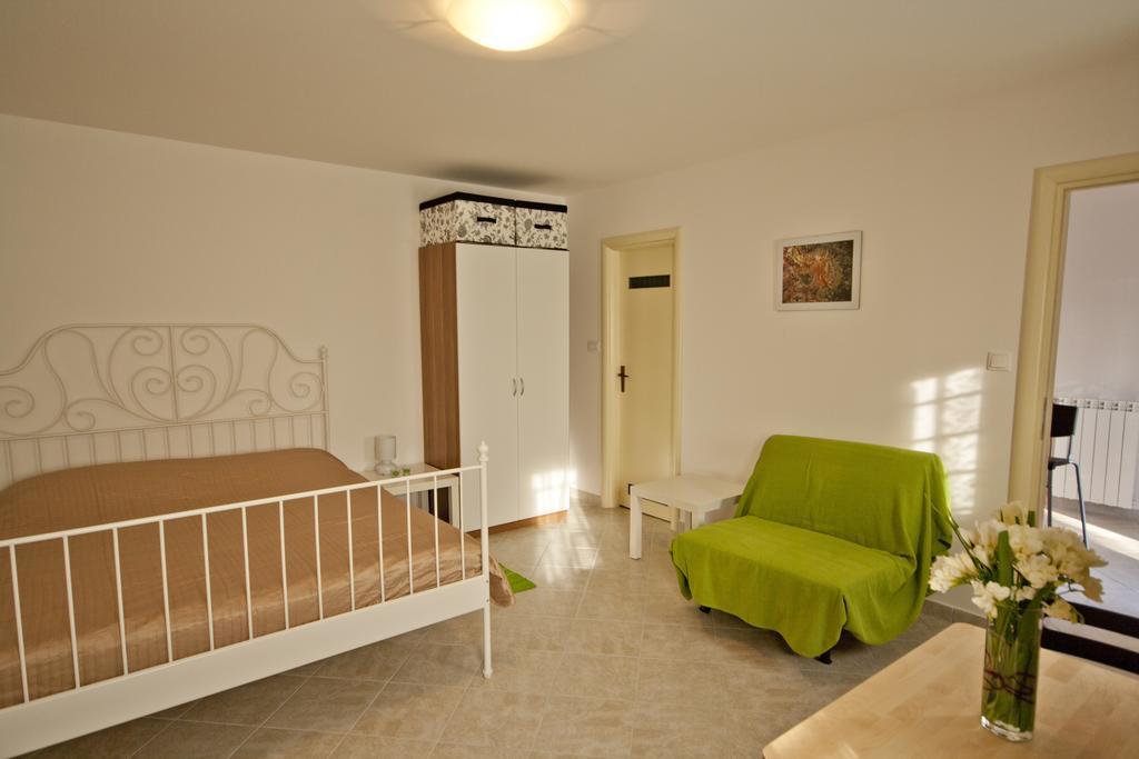 Guesthouse Toticevi Rijeka Kamer foto